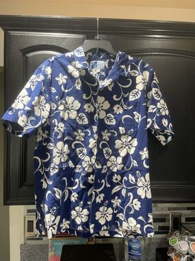 VINTAGE Hawaiian Shirt By RJC Mens XL Floral Button Down Shirt Made in USA
